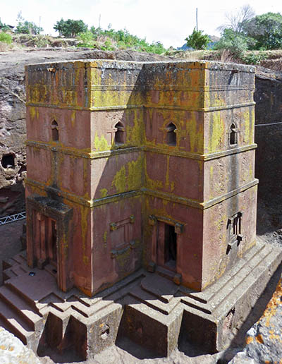 The Church of Saint George in Lalibela, one of many monolithic churches carved from hillsides during the Zagwe Dynasty.
