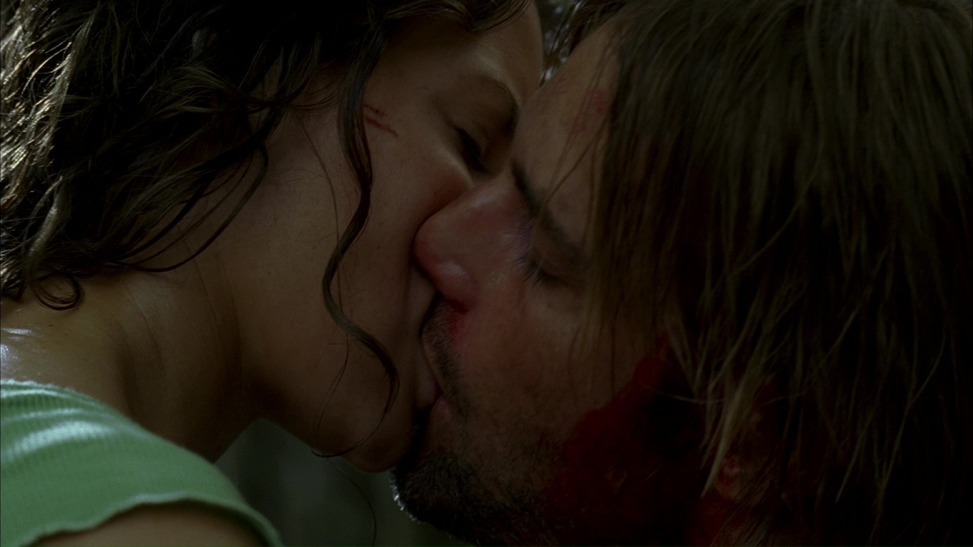 Evangeline lilly kiss